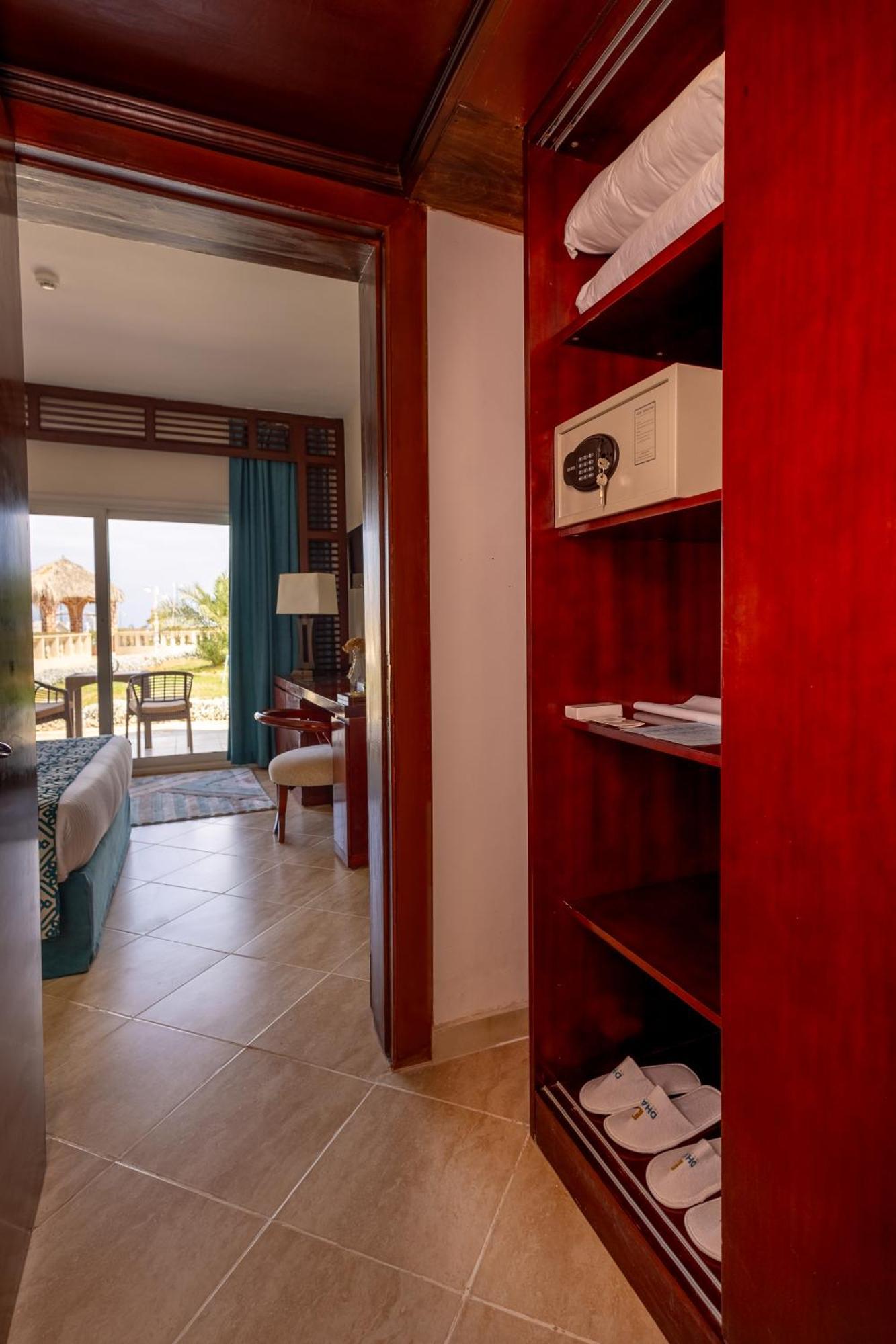 Grand Waha Resort Mersa Matruh Exterior photo